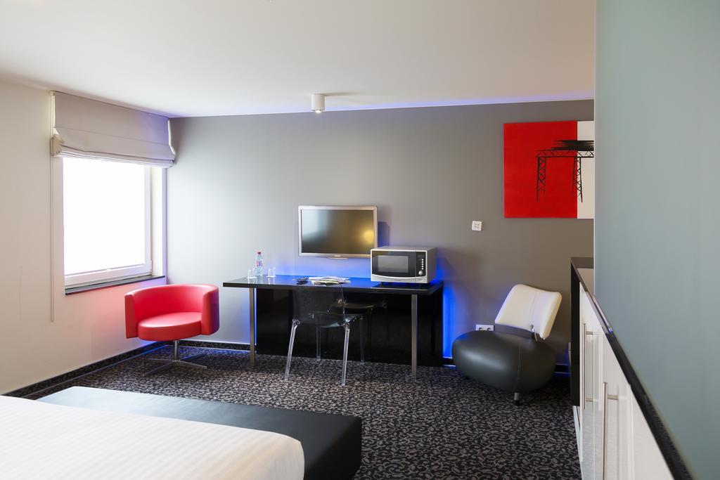 Hotel Tristar La Louvière Eksteriør billede